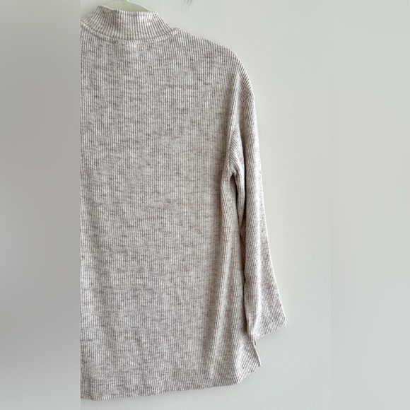 DOLAN Mockneck Long Sleeve Sweater with Keyhole Neckline, Tan, Size XS - Picture 15 of 16